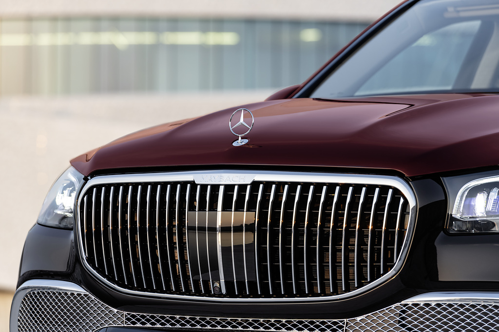 Mercedes-Maybach GLS personifica a derradeira experiência SUV
